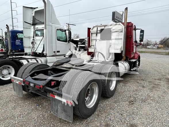 2020 VOLVO VNL64T300 - image 6 of 6
