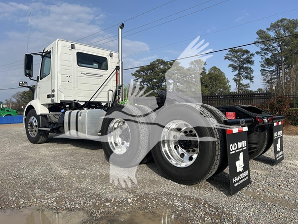 2026 VOLVO VNR64T300 - image 6 of 6
