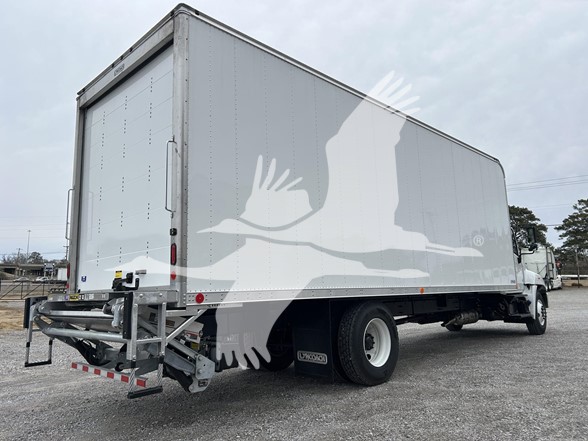2025 HINO L6 - image 6 of 6