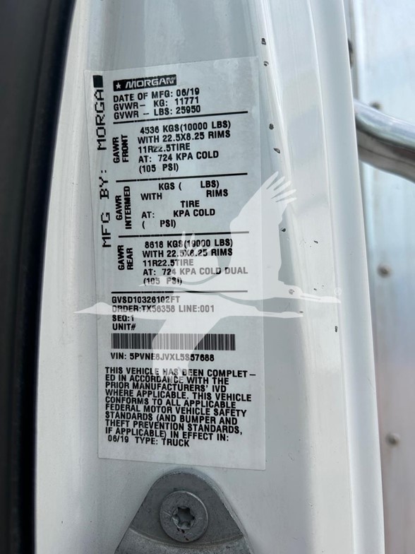 2020 HINO 268 - image 4 of 6