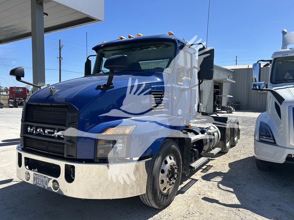 2022 MACK ANTHEM 64T - image 1 of 6