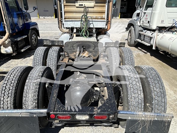 2023 MACK PINNACLE 64T - image 3 of 6