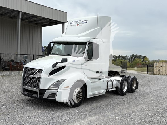 2019 VOLVO VNL64T300 - image 1 of 6