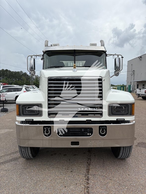 2020 MACK PINNACLE 64T - image 2 of 6