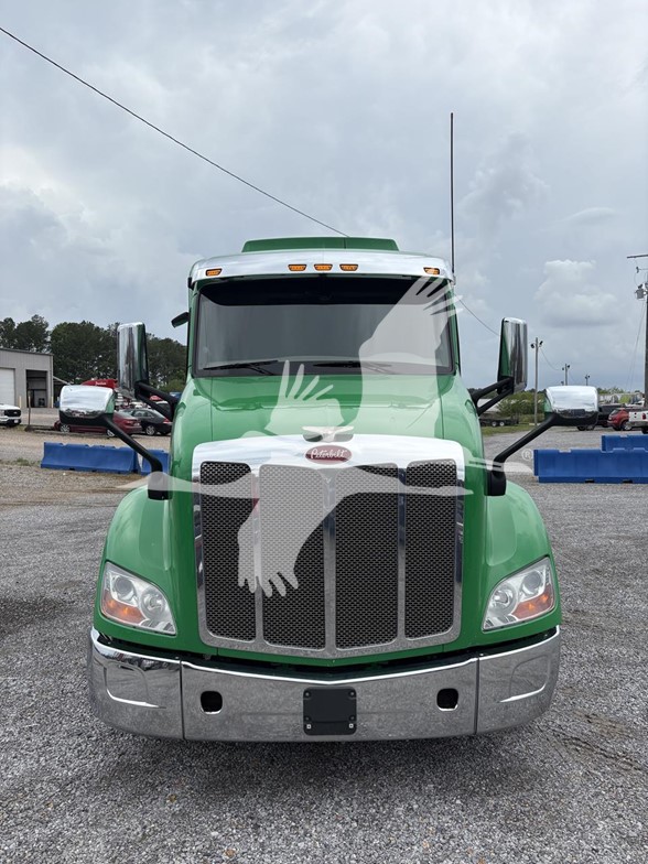 2020 PETERBILT 579 - image 3 of 6