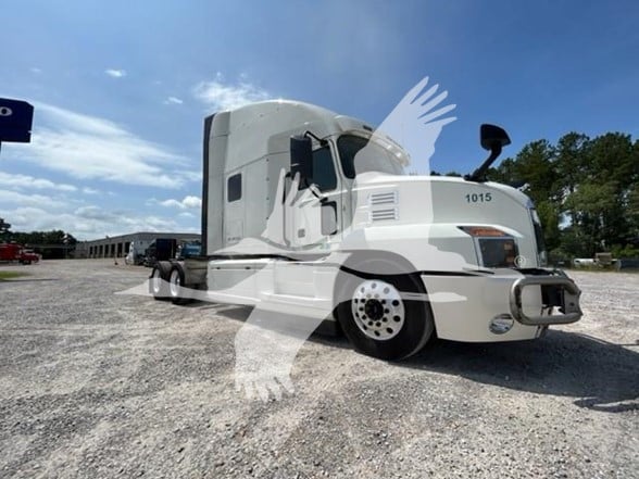 2020 MACK ANTHEM 64T - image 2 of 6