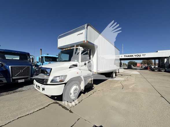 2025 HINO L6 - image 2 of 6