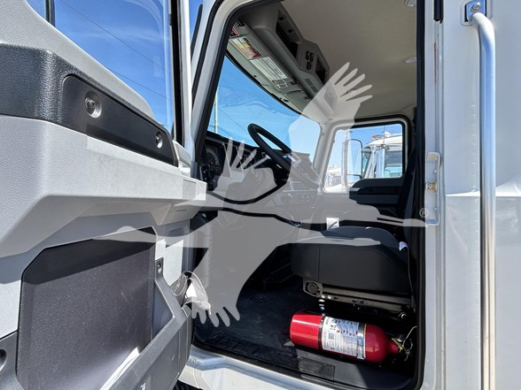 2026 MACK MD6 - image 4 of 6