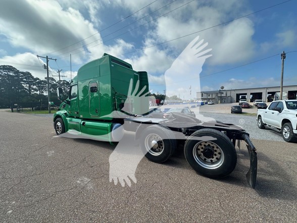 2020 PETERBILT 579 - image 5 of 6