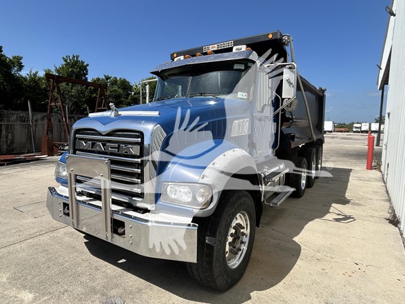 2017 MACK GRANITE GU713 - image 1 of 6