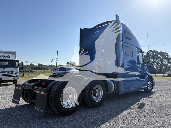 2023 VOLVO VNL64T860 - image 5 of 6