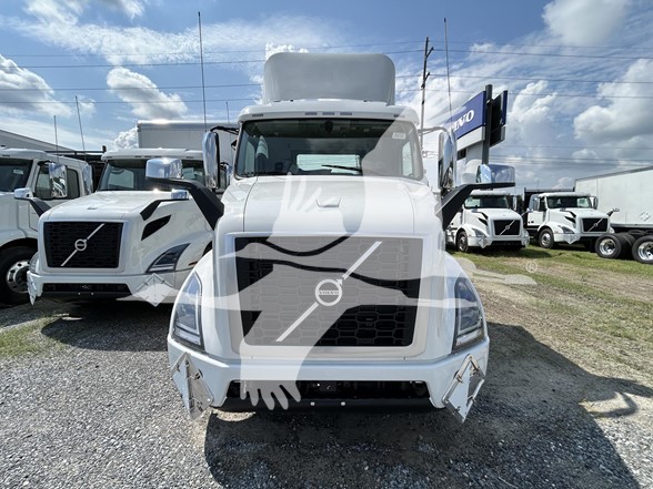 2026 VOLVO VNR64T300 - image 5 of 6