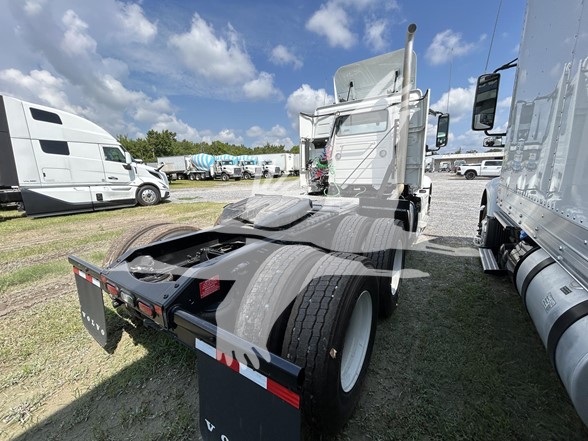 2026 VOLVO VNR64T300 - image 6 of 6