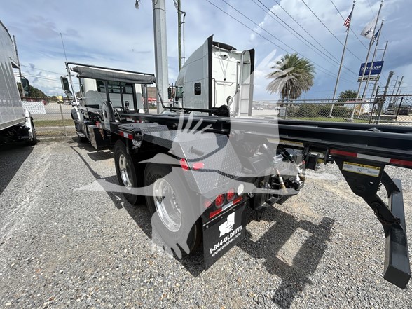 2025 MACK GRANITE 64FR - image 3 of 6