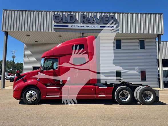 2022 VOLVO VNL64T760 2022 VOLVO VNL64T760 - image 1 of 6