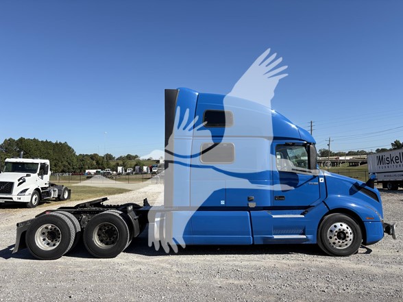 2024 VOLVO VNL64T860 - image 2 of 6
