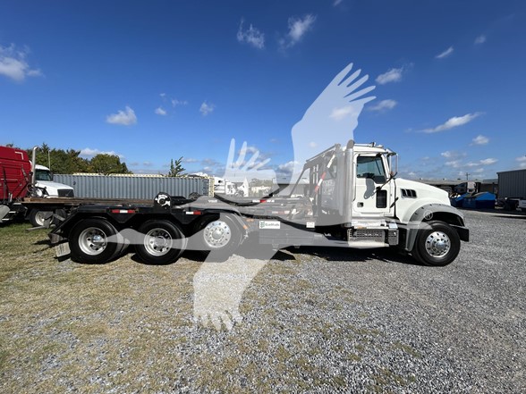 2019 MACK GRANITE 84FR - image 6 of 6