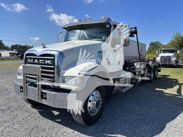 2019 MACK GRANITE 84FR - image 1 of 6