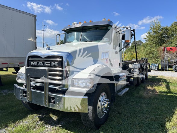 2020 MACK GRANITE 84FR - image 1 of 6
