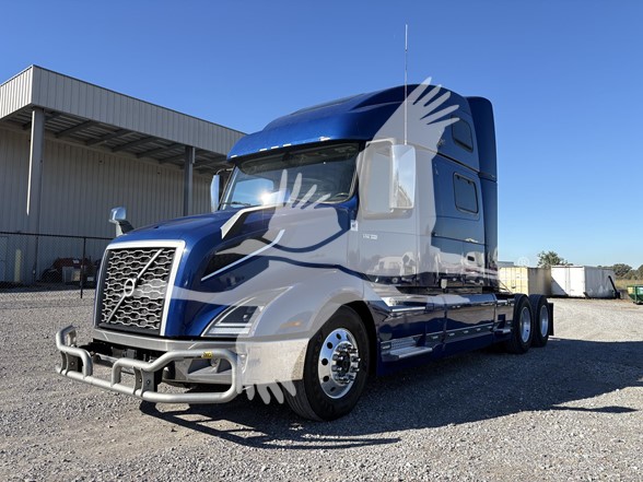 2023 VOLVO VNL64T860 - image 1 of 6