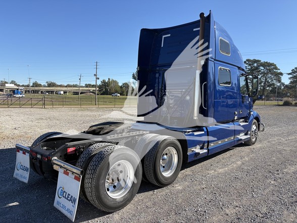 2023 VOLVO VNL64T860 - image 5 of 6