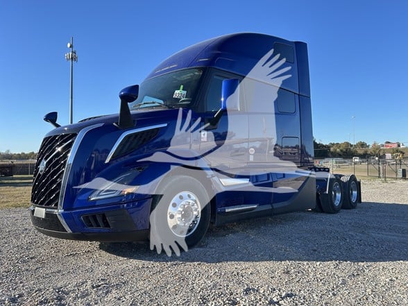 2026 VOLVO VNL64T860 - image 1 of 6