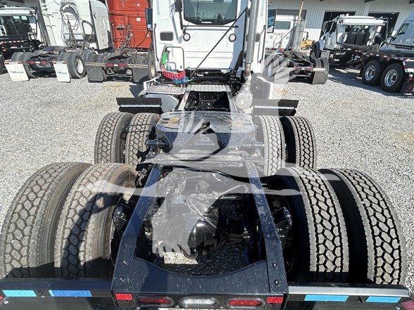 2026 MACK PIONEER 64T - image 5 of 6