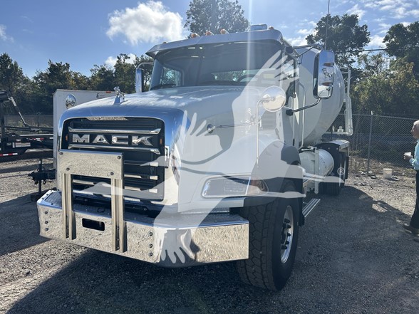 2026 MACK GRANITE 64BR - image 1 of 6