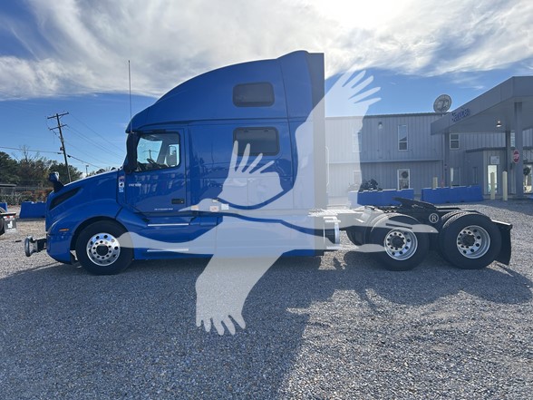 2023 VOLVO VNL64T860 - image 6 of 6