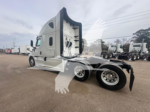 2023 FREIGHTLINER CASCADIA 126 - image 5 of 6