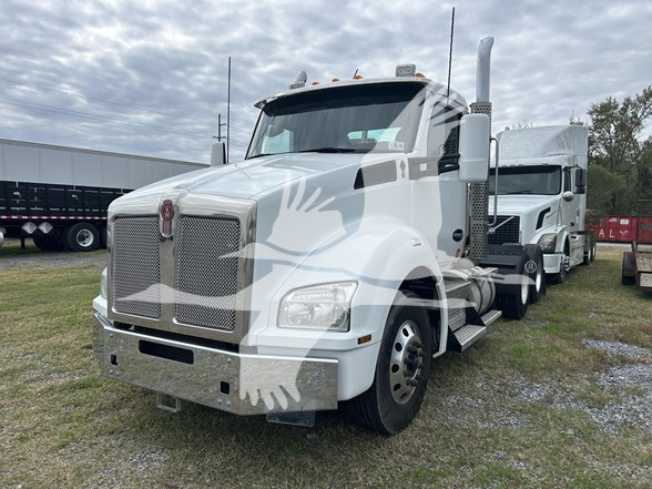 2018 KENWORTH T880 - image 1 of 6