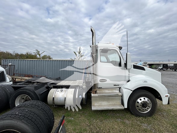 2018 KENWORTH T880 - image 5 of 6