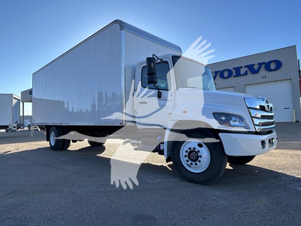 2026 Hino L6 - image 2