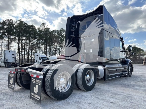 2024 PETERBILT 579 - image 5 of 6