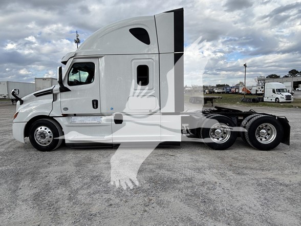 2023 FREIGHTLINER CASCADIA 126 - image 4 of 6