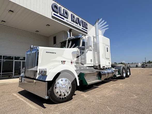 2024 KENWORTH W900 2024 KENWORTH W900 - image 1 of 6