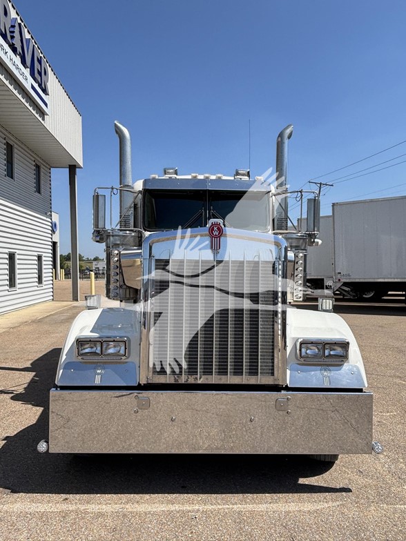 2024 Kenworth W900 - image 4
