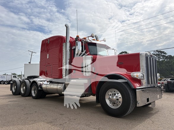 2024 Peterbilt 389 - image 3