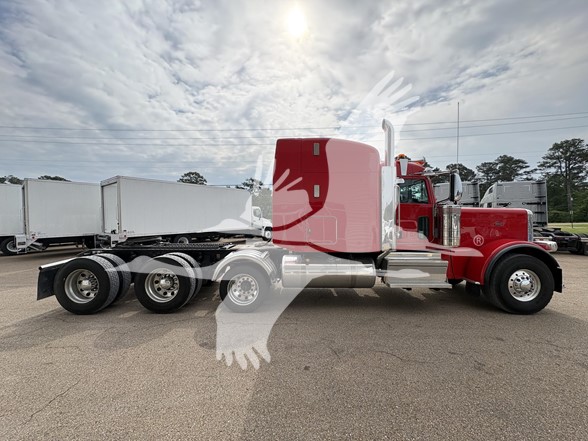 2024 Peterbilt 389 - image 4