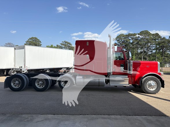 2024 Peterbilt 389 - image 4