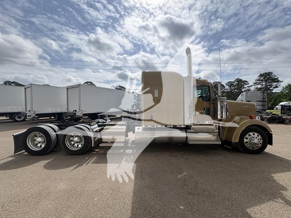 2024 KENWORTH W900 2024 KENWORTH W900 - image 3 of 6