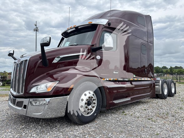 2023 Peterbilt