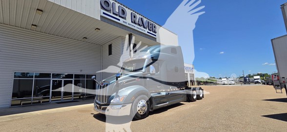 2023 Peterbilt