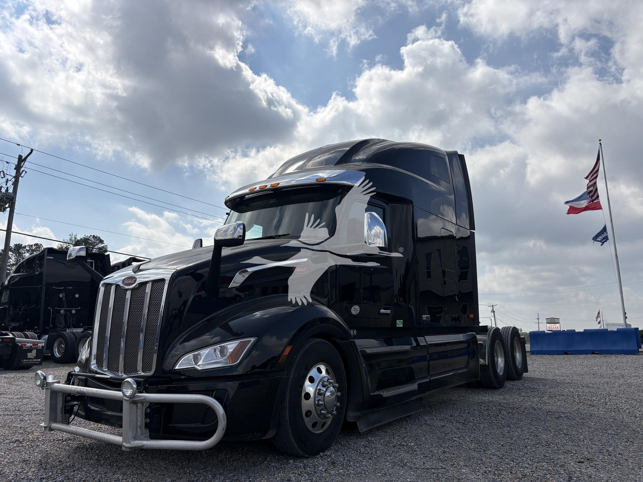 2024 PETERBILT 579 2024 PETERBILT 579 - image 1 of 6