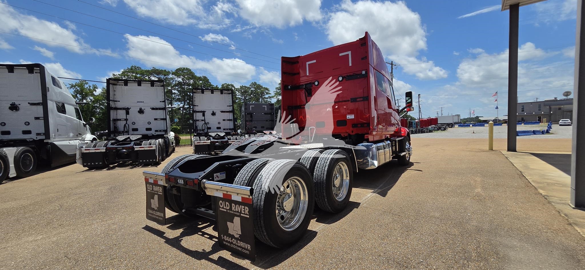 2027 Volvo in Richland, MS — photo 6