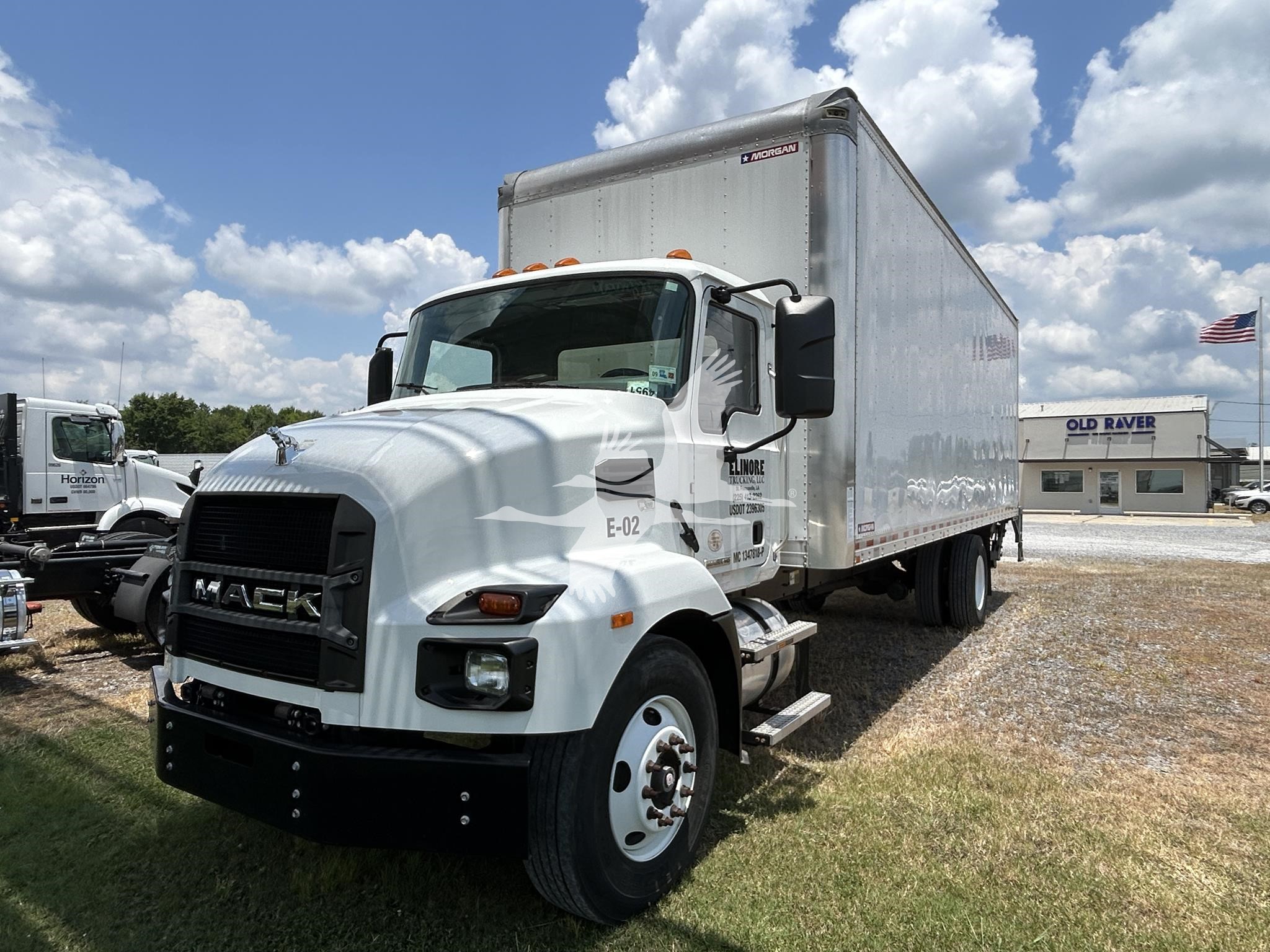 2022 MACK MD7 2022 MACK MD7 - image 1 of 6