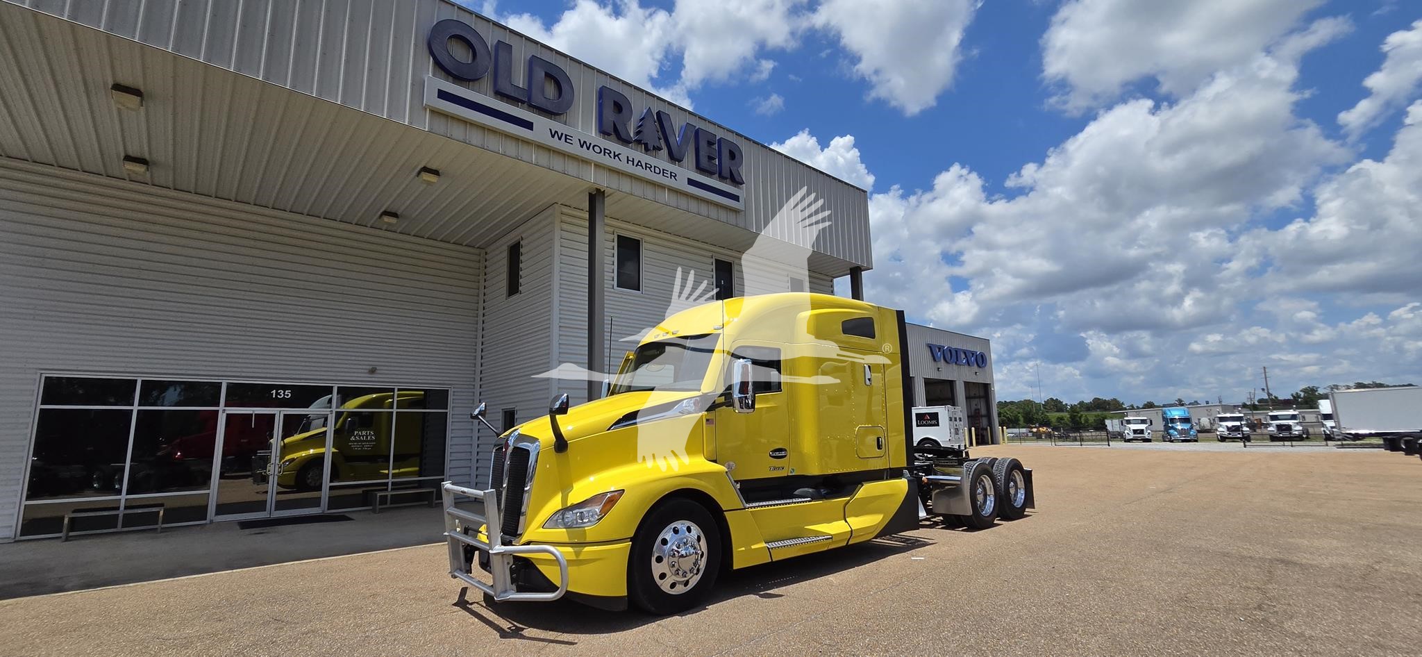 2024 KENWORTH T680 2024 KENWORTH T680 - image 1 of 6