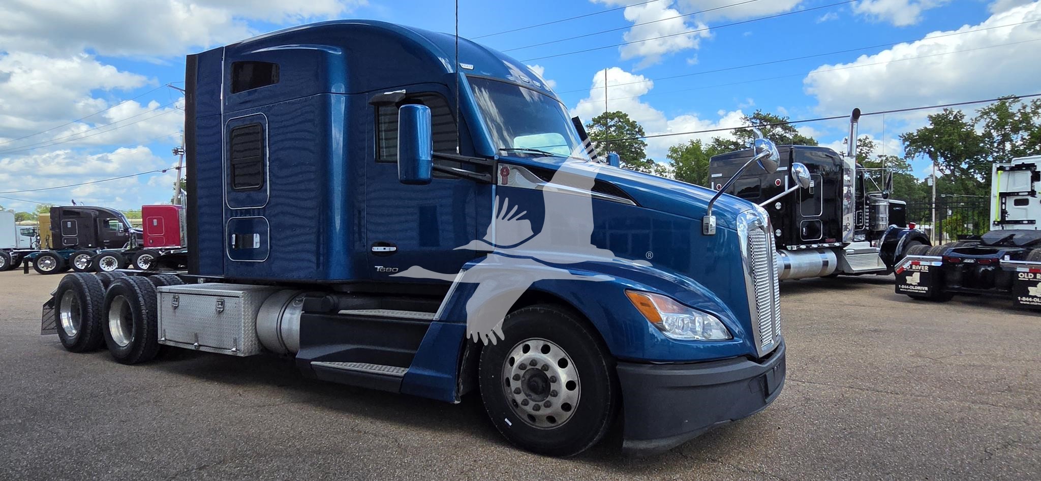 2023 KENWORTH T680 - image 3 of 6