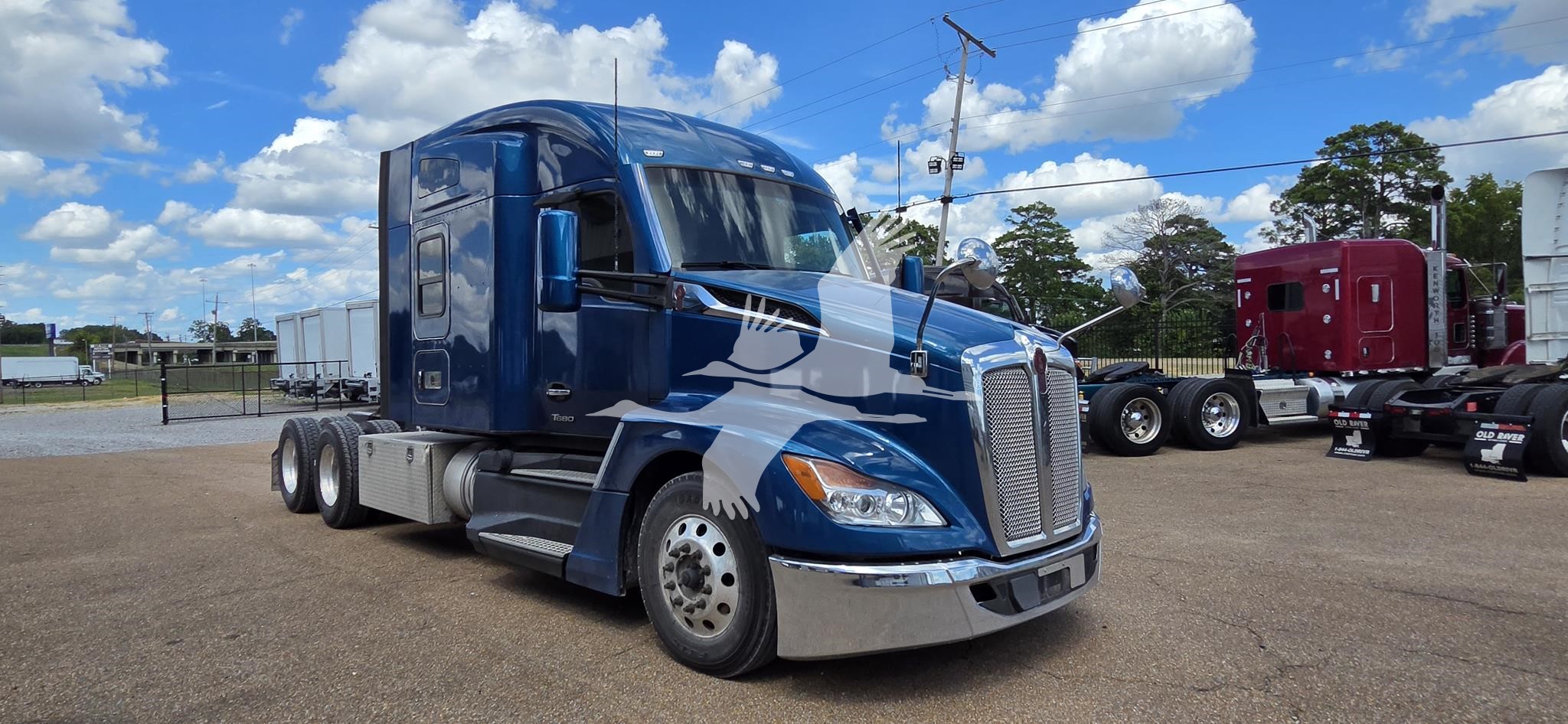 2023 KENWORTH T680 - image 3 of 6