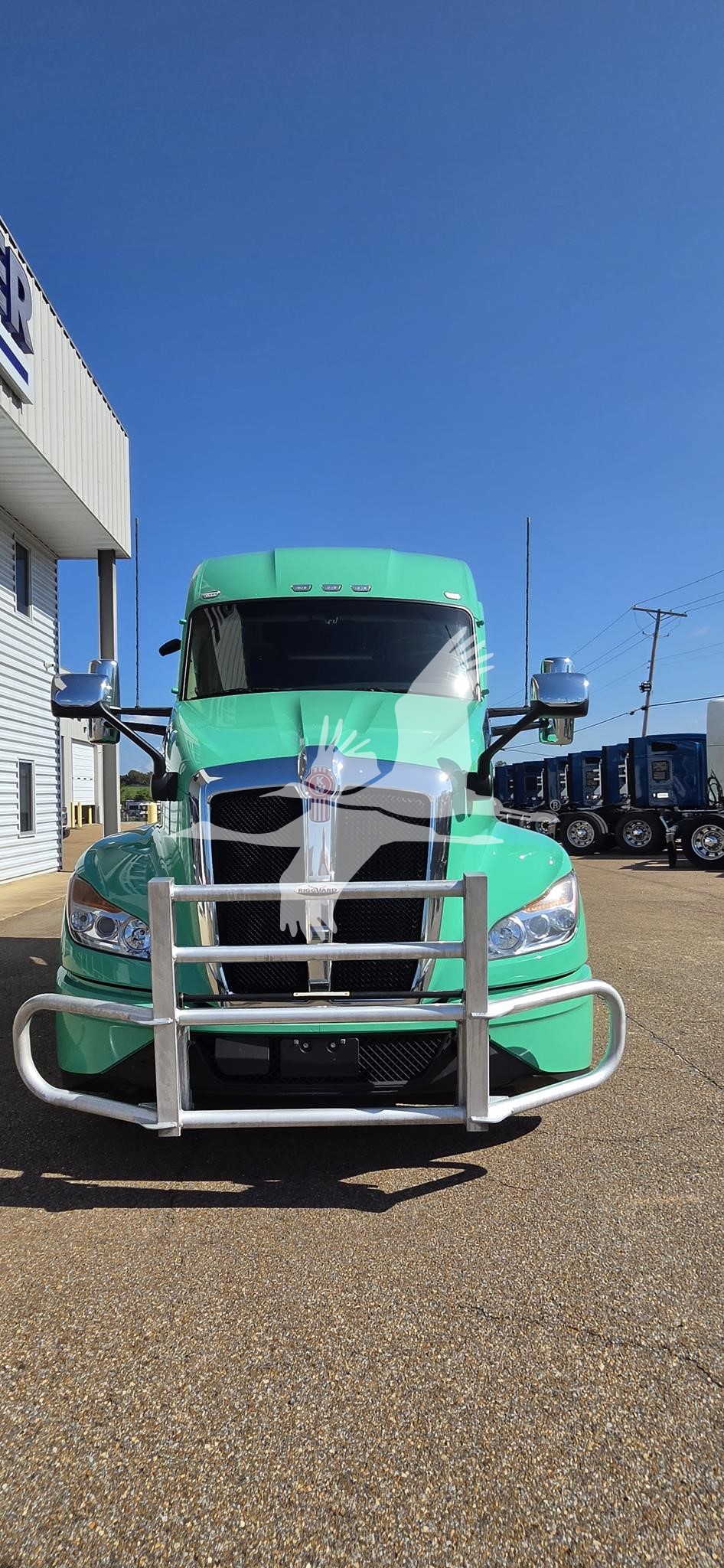 2024 KENWORTH T680 2024 KENWORTH T680 - image 5 of 6